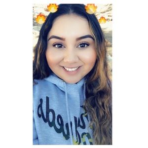 Meet your Posher, Jocelyn